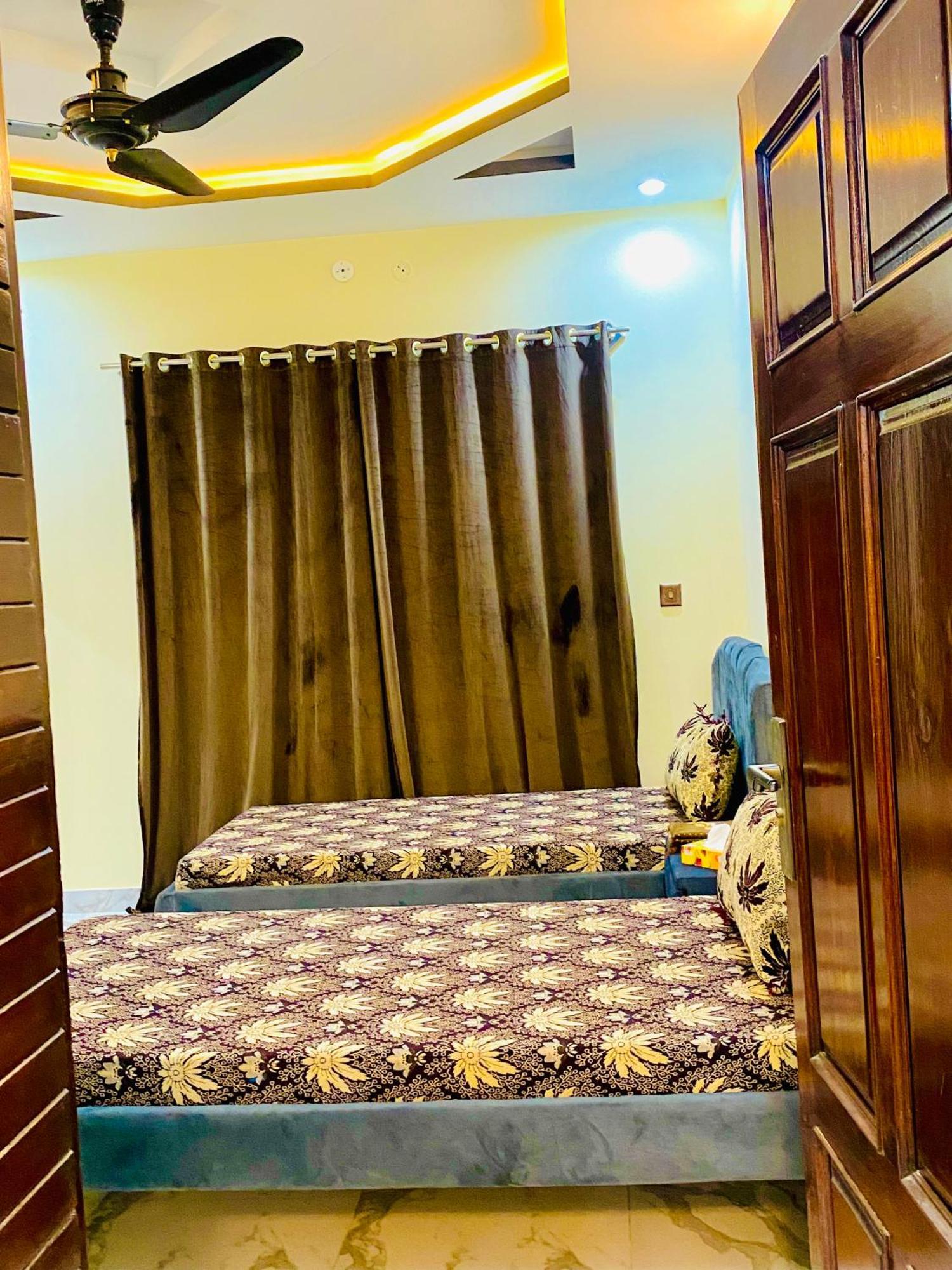 Moonlight Guest House Rawalpindi Luaran gambar